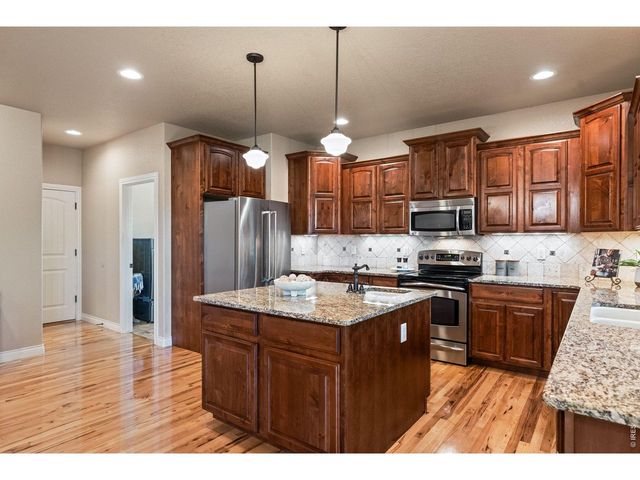 190 Kitty Hawk Ct, Windsor, CO 80550