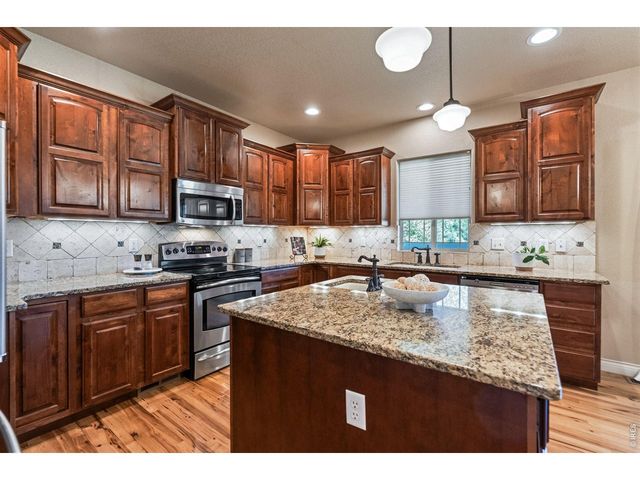 190 Kitty Hawk Ct, Windsor, CO 80550