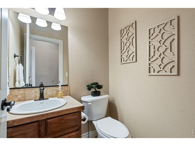 190 Kitty Hawk Ct, Windsor, CO 80550