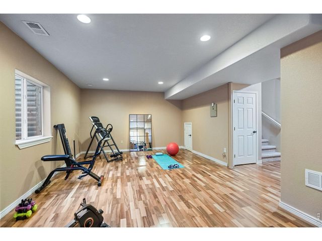 190 Kitty Hawk Ct, Windsor, CO 80550
