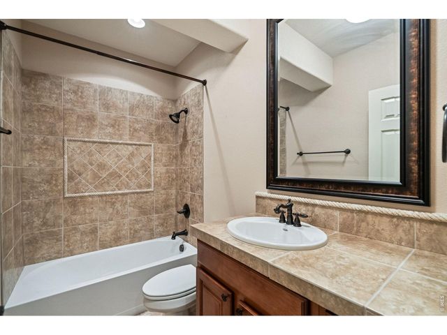190 Kitty Hawk Ct, Windsor, CO 80550