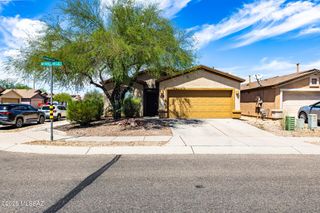 7258 S Millers Tale Drive, Tucson, AZ 85756