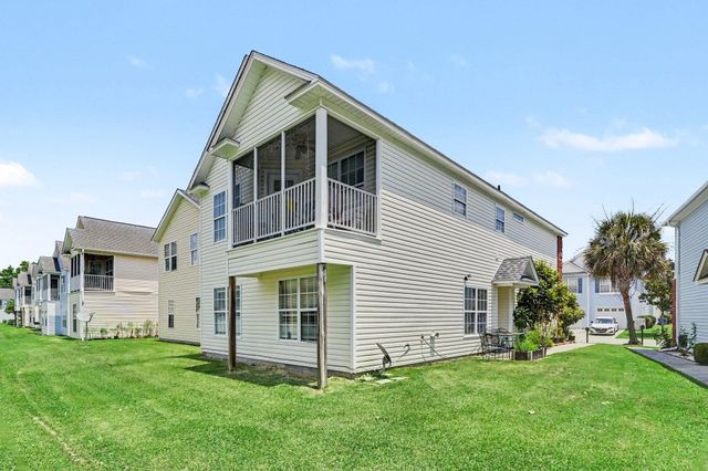 1365 Brown Pelican Dr., Myrtle Beach, SC 29577
