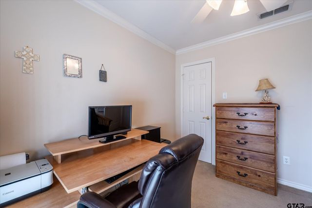 5911 Northstar Blvd, Tyler, TX 75703