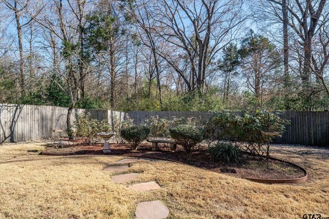 5911 Northstar Blvd, Tyler, TX 75703