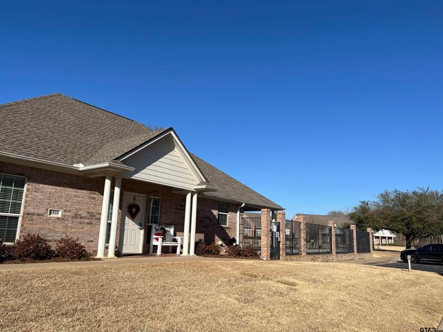 5911 Northstar Blvd, Tyler, TX 75703