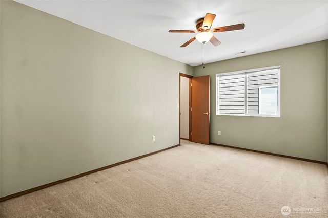 13707 116th Avenue Ct E, Puyallup, WA 98374