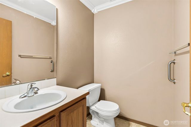 13707 116th Avenue Ct E, Puyallup, WA 98374