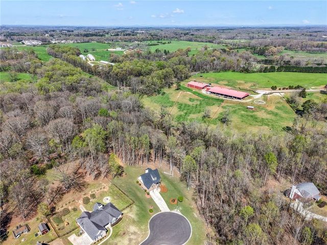 363 Psalms Drive, Jefferson, GA 30549