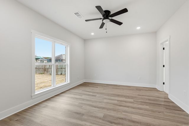 34 Ruby June Street, Vilonia, AR 72173