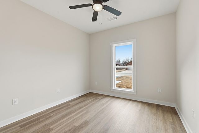 34 Ruby June Street, Vilonia, AR 72173