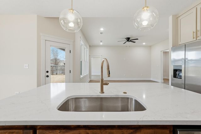 34 Ruby June Street, Vilonia, AR 72173