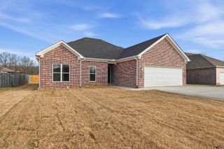 34 Ruby June Street, Vilonia, AR 72173