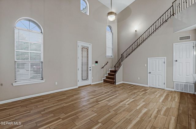6572 HOOP Street, El Paso, TX 79932