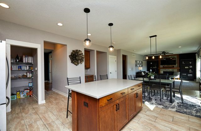 1885 Kimball Lane, Waukee, IA 50263