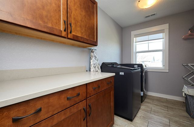 1885 Kimball Lane, Waukee, IA 50263