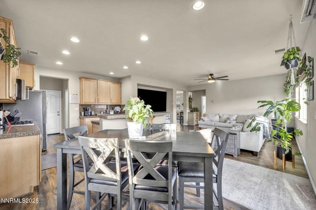 11200 Parma Way, Reno, NV 89521