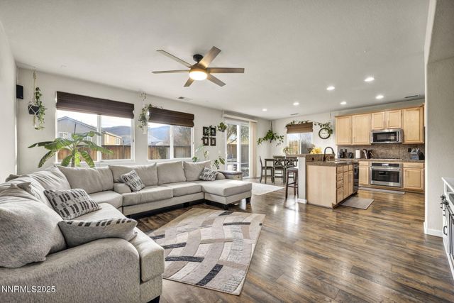 11200 Parma Way, Reno, NV 89521