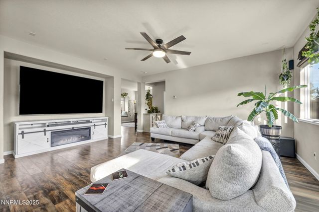 11200 Parma Way, Reno, NV 89521