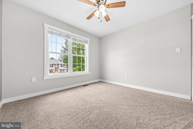 71 THUMPER DR, Ranson, WV 25438