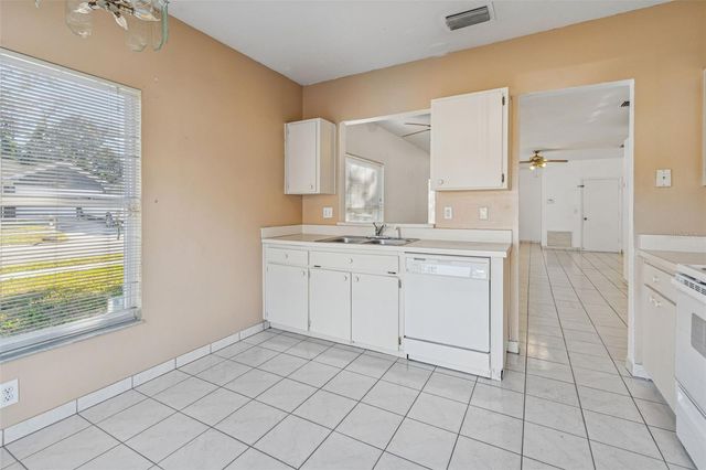 11022 CONNACHT WAY, Tampa, FL 33610