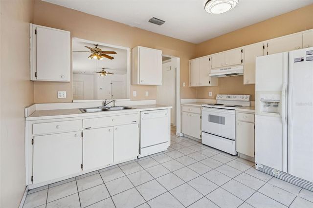 11022 CONNACHT WAY, Tampa, FL 33610