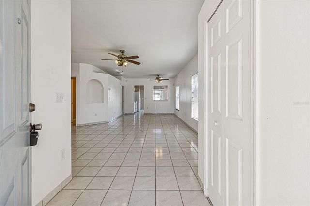 11022 CONNACHT WAY, Tampa, FL 33610