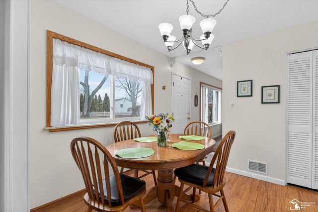 631 Forest Street, Westland, MI 48186