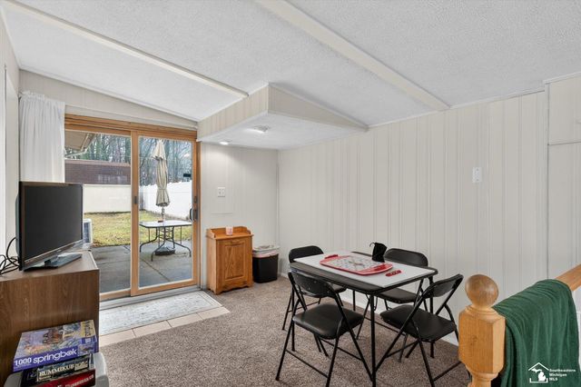 631 Forest Street, Westland, MI 48186