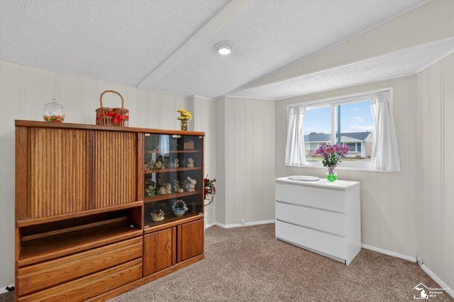 631 Forest Street, Westland, MI 48186