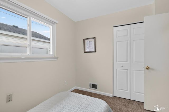 631 Forest Street, Westland, MI 48186