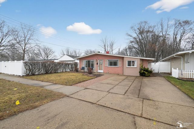 631 Forest Street, Westland, MI 48186