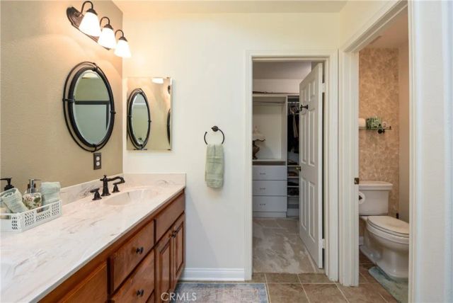 32720 Royal Oak Ln, Lake Elsinore, CA 92530