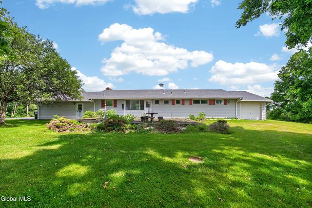 53 Sharon Lane, Schodack, NY 12063