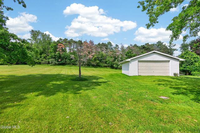53 Sharon Lane, Schodack, NY 12063
