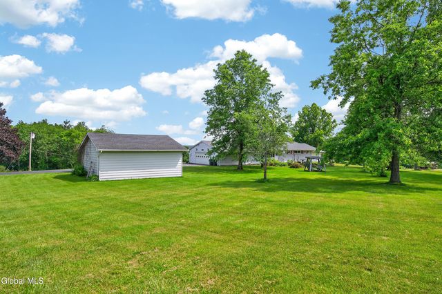 53 Sharon Lane, Schodack, NY 12063
