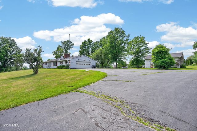 53 Sharon Lane, Schodack, NY 12063