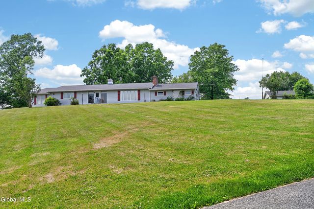 53 Sharon Lane, Schodack, NY 12063