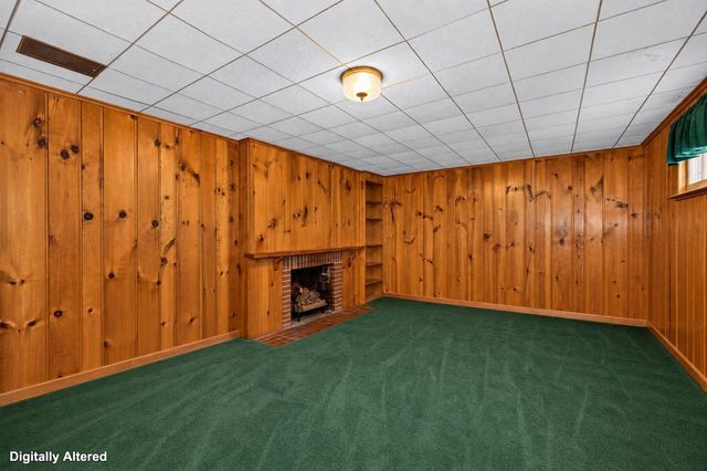 1546 8th Street S, Fargo, ND 58103