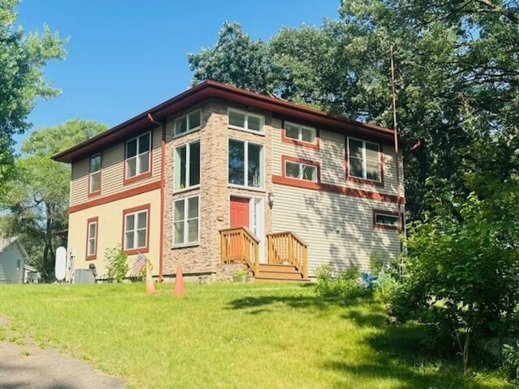 12381 Magnolia Street NW, Coon Rapids, MN 55448