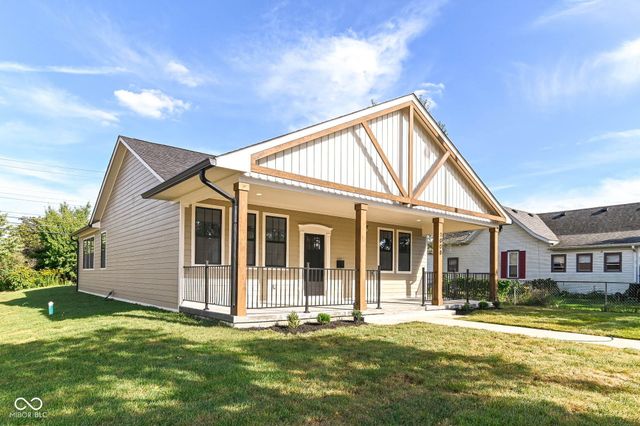 1008 S 8th Street, Noblesville, IN 46060