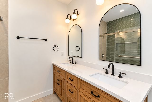 1008 S 8th Street, Noblesville, IN 46060