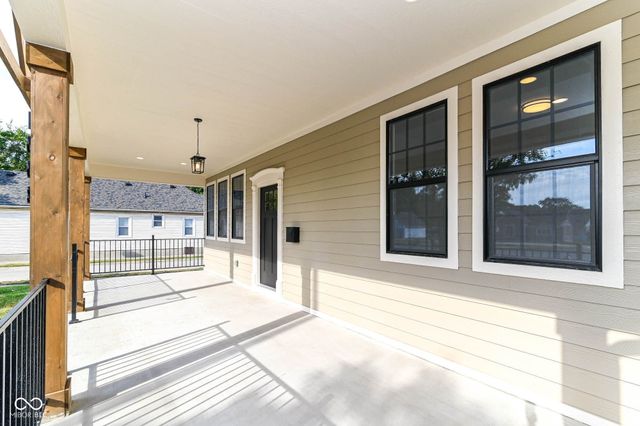 1008 S 8th Street, Noblesville, IN 46060