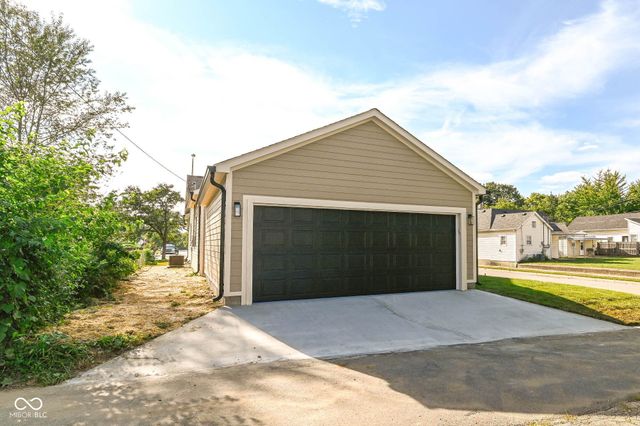 1008 S 8th Street, Noblesville, IN 46060