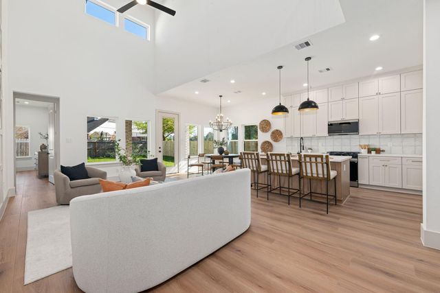 8922 Sedgemoor Drive, Tomball, TX 77375