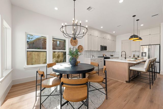 8922 Sedgemoor Drive, Tomball, TX 77375