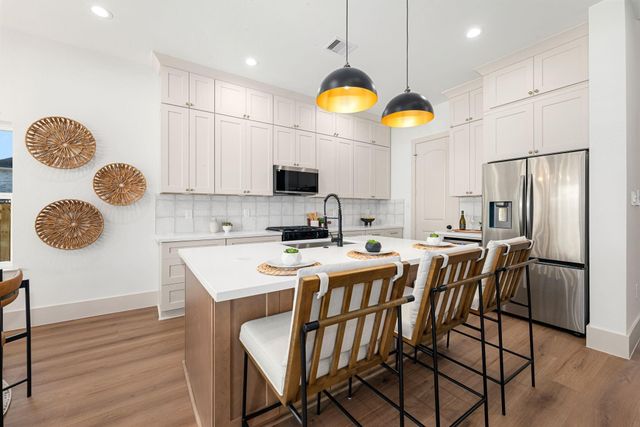 8922 Sedgemoor Drive, Tomball, TX 77375