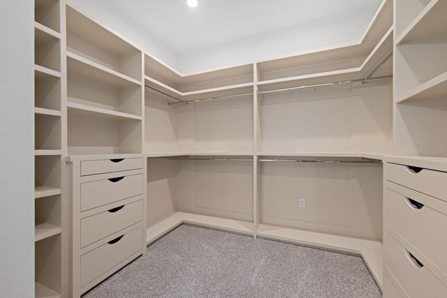 8922 Sedgemoor Drive, Tomball, TX 77375