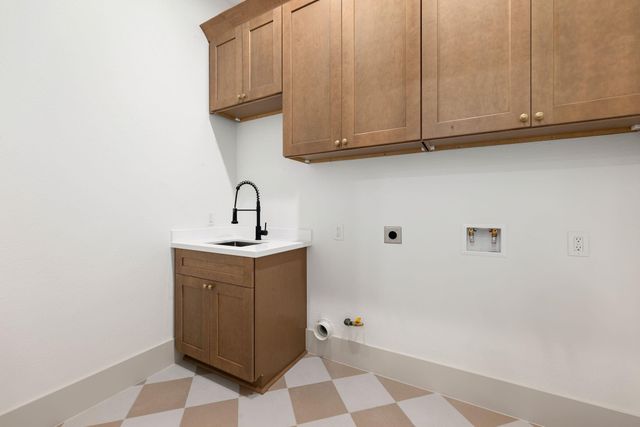 8922 Sedgemoor Drive, Tomball, TX 77375