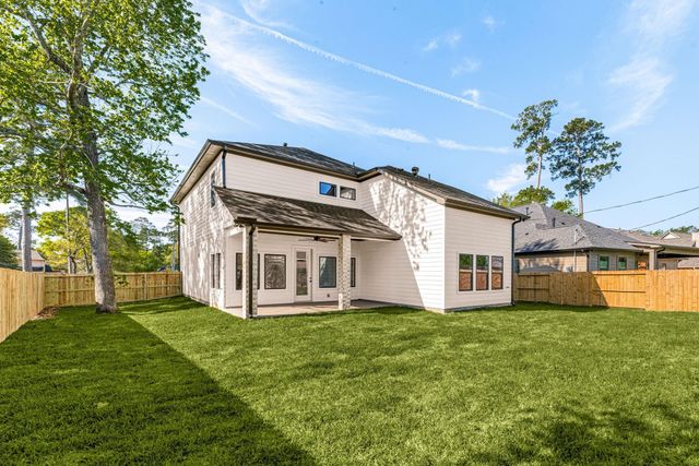 8922 Sedgemoor Drive, Tomball, TX 77375